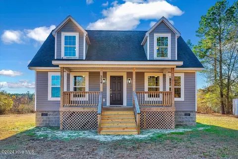 224 Old Jason Rd, La Grange, NC 28551
