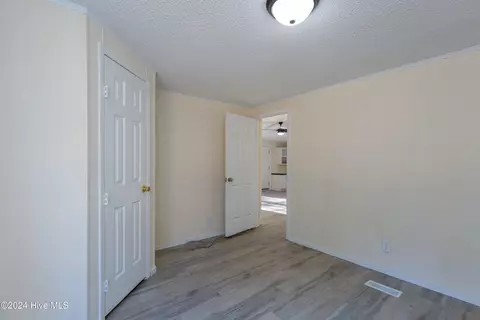 501 Sutton St, Clinton, NC 28328 photo 26