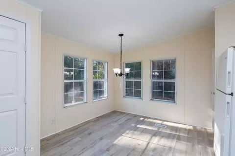 501 Sutton St, Clinton, NC 28328 photo 13