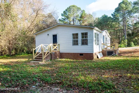 501 Sutton St, Clinton, NC 28328 photo 31