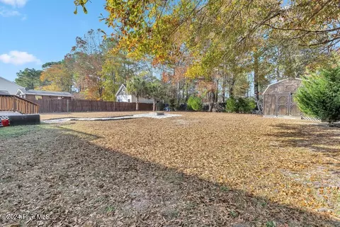 Exterior - 113 Craig Dr, Hubert, NC 28539 photo 4 of 5