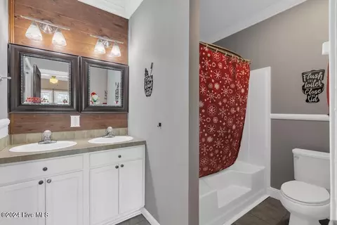 Bath - 113 Craig Dr, Hubert, NC 28539 photo 2 of 5