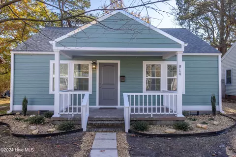 814 Cabarrus St, Edenton, NC 27932