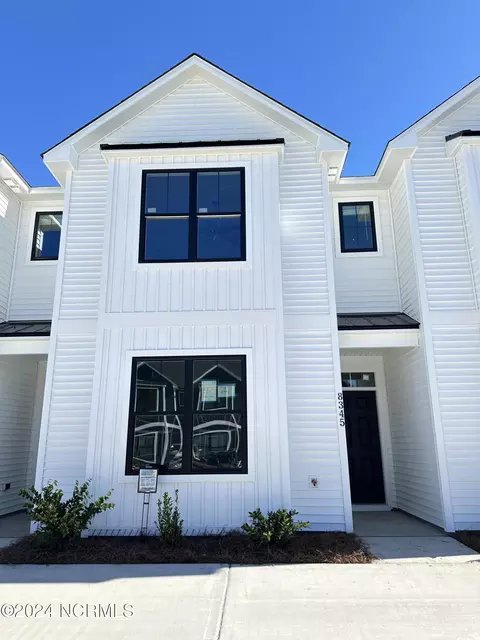 8361 Paramount Pt, Winnabow, NC 28479