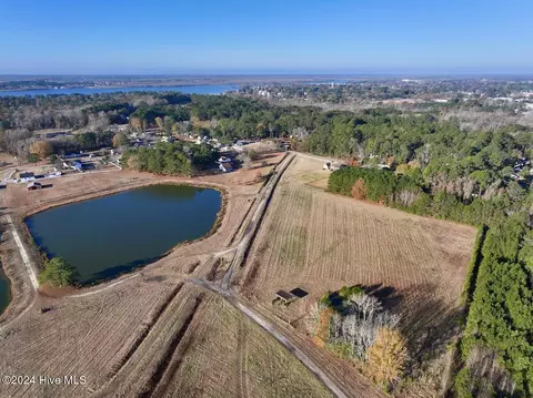 02 Smaw Rd, Washington, NC 27889