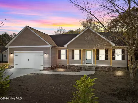 5769 Stott St, Bailey, NC 27807