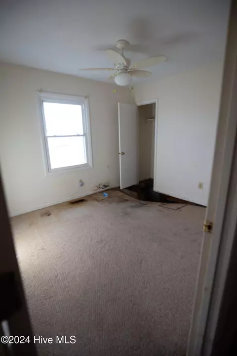 Bedroom - 865 Silver Spoon Rd, Evergreen, NC 28438 photo 1 of 4