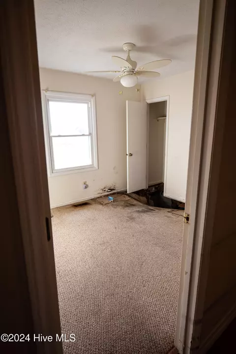 Bedroom - 865 Silver Spoon Rd, Evergreen, NC 28438 photo 4 of 4