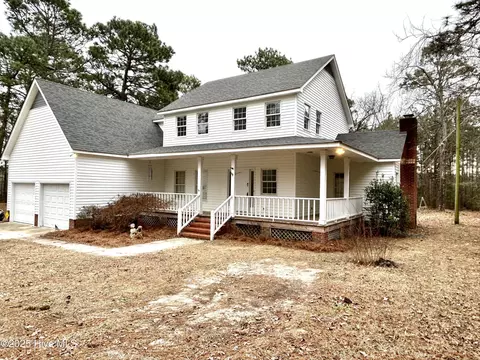 18720 Jane Shaw Rd, Wagram, NC 28396