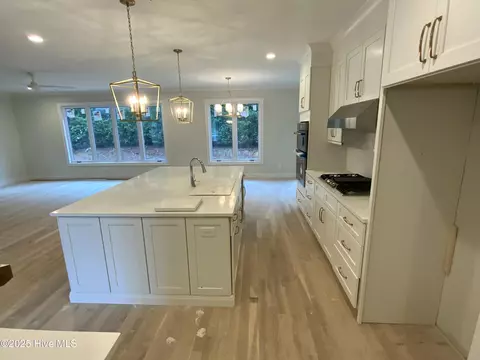 Kitchen - 5 Castle Bridge Ct, Pinehurst, NC 28374 photo 3 of 3