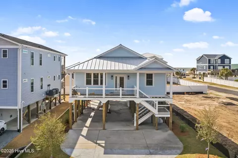 5203 E Pelican Dr, Oak Island, NC 28465