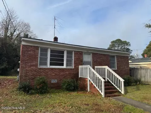 709 Franklin Ave W, Wilson, NC 27893