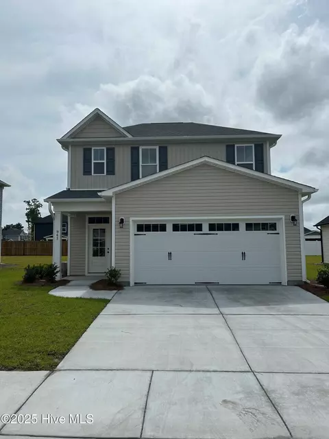 941 Sunray Ln NE, Winnabow, NC 28479