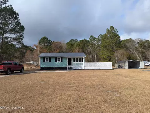 151 Tyndall Ln, Maysville, NC 28555