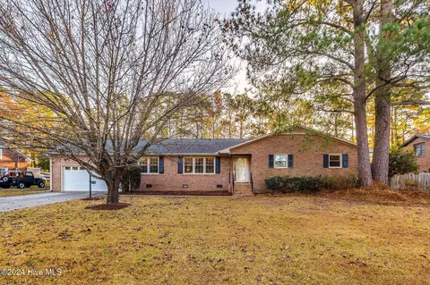 5623 Wood Ridge Rd, Wilmington, NC 28409