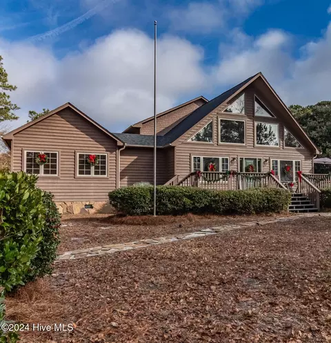 316 Kemper Rd, Hampstead, NC 28443