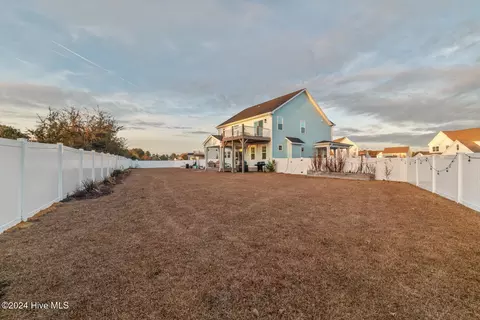 Exterior - 120 Emerald View Dr, Cedar Point, NC 28584 photo 9 of 12