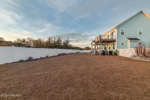 Exterior - 120 Emerald View Dr, Cedar Point, NC 28584 photo 10 of 12