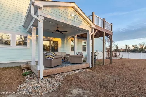 Exterior - 120 Emerald View Dr, Cedar Point, NC 28584 photo 7 of 12