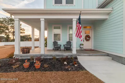Exterior - 120 Emerald View Dr, Cedar Point, NC 28584 photo 2 of 12