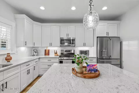 Kitchen - 120 Emerald View Dr, Cedar Point, NC 28584 photo 6 of 6