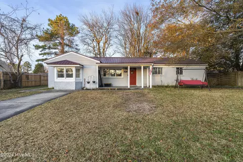 408 Myna Dr, Jacksonville, NC 28540