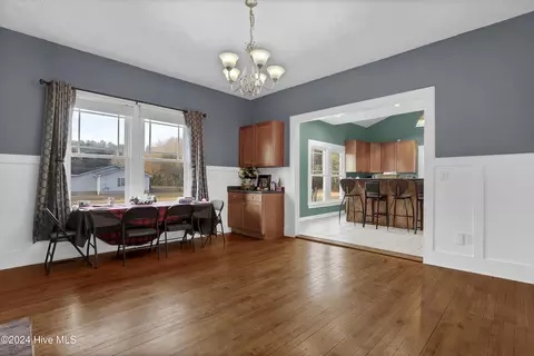 Dining - 695 Rooks Rd, Atkinson, NC 28421 photo 1 of 2