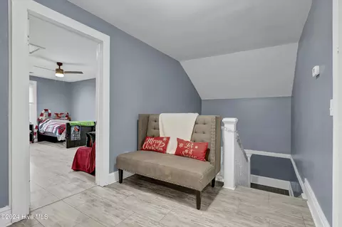 Entry Way - 695 Rooks Rd, Atkinson, NC 28421 photo 6 of 6