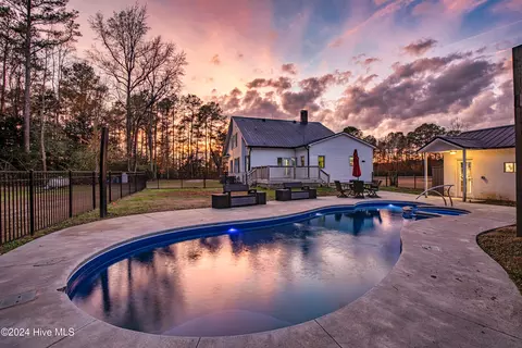 Exterior - 695 Rooks Rd, Atkinson, NC 28421 photo 6 of 19
