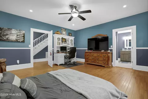 Bedroom - 695 Rooks Rd, Atkinson, NC 28421 photo 5 of 11