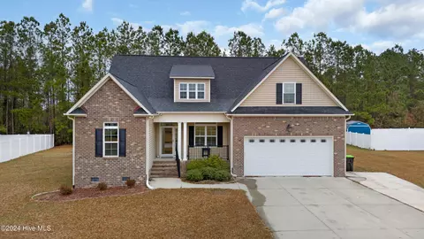 180 Laura Dr, New Bern, NC 28562