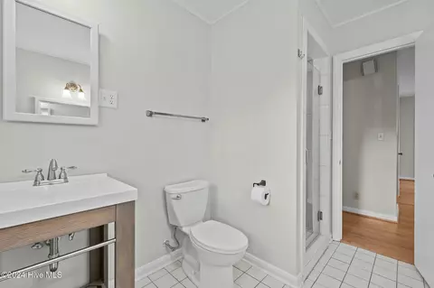 Bath - 192 Thorne Rd, Pinehurst, NC 28374 photo 3 of 4
