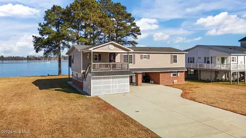 253 Portside Dr, Chocowinity, NC 27817 photo 5