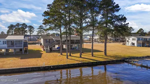 253 Portside Dr, Chocowinity, NC 27817 photo 12
