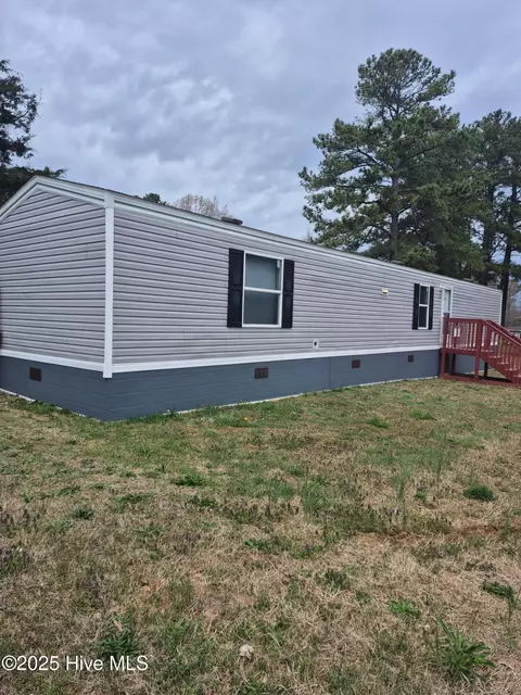 133 Matthews St, Roanoke Rapids, NC 27870