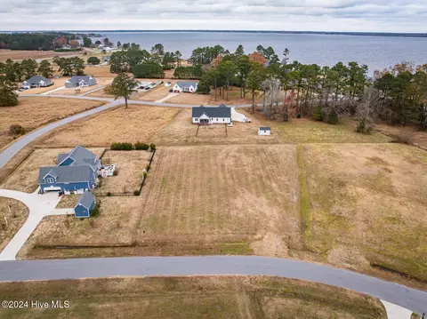 103 Gulfhawk Ct, Elizabeth City, NC 27909