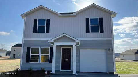 6239 Oar Dr, Grifton, NC 28530