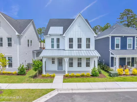 3837 Mason Port Dr #103, Wilmington, NC 28409