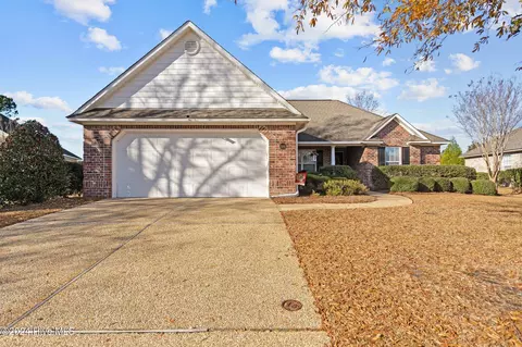 1208 Willowgreen Ct, Winnabow, NC 28479