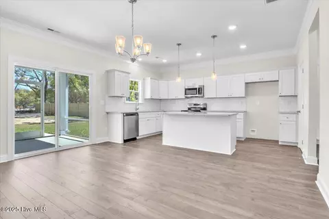 207 Cole Dr, Hampstead, NC 28443 photo 14