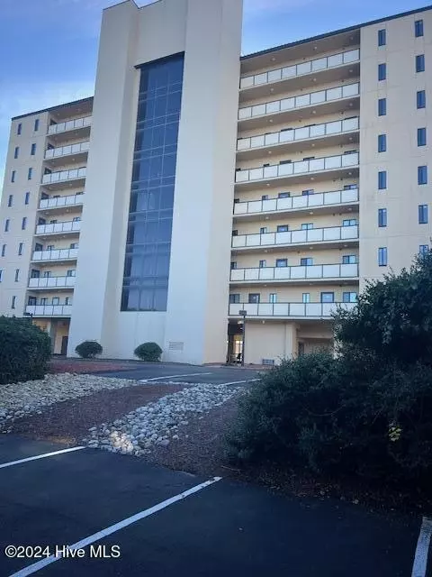 801 Salter Path Rd #107, Indian Beach, NC 28512