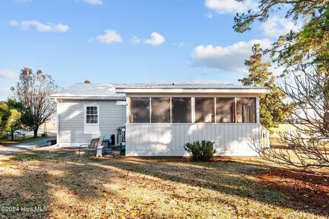 Exterior - 19 Nc 306 Hwy N, Bath, NC 27808 photo 4 of 8