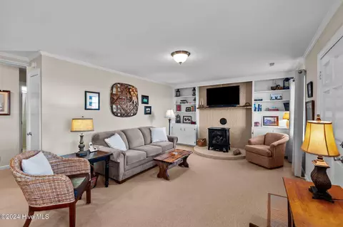 Living - 19 Nc 306 Hwy N, Bath, NC 27808 photo 4 of 4