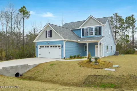 593 Poppleton Dr, Hampstead, NC 28443