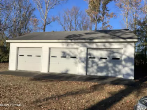 4051 Charles Blvd, Greenville, NC 27858 photo 2