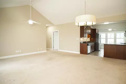 417 Captains Cv UNIT E, Edenton, NC 27932 photo 6