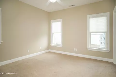 417 Captains Cv UNIT E, Edenton, NC 27932 photo 16