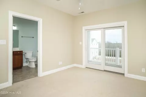 417 Captains Cv UNIT E, Edenton, NC 27932 photo 17