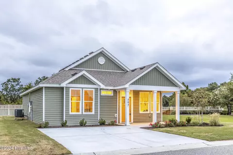 202 S Compass Dr, Grandy, NC 27939