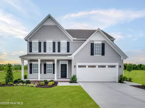 1254 Middle Crest Dr NE, Bolivia, NC 28422